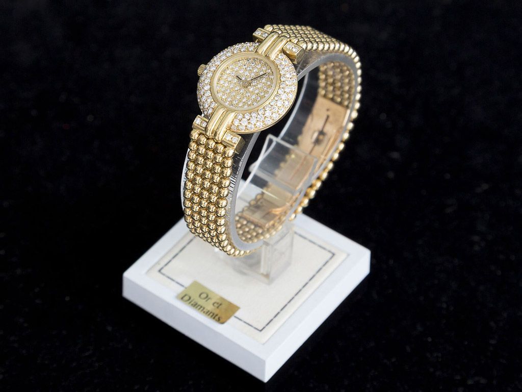 Montre en or et diamants
