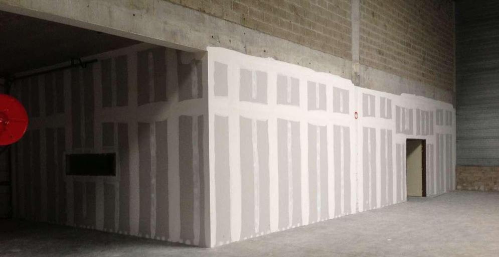 Pose de cloisons en plâtre