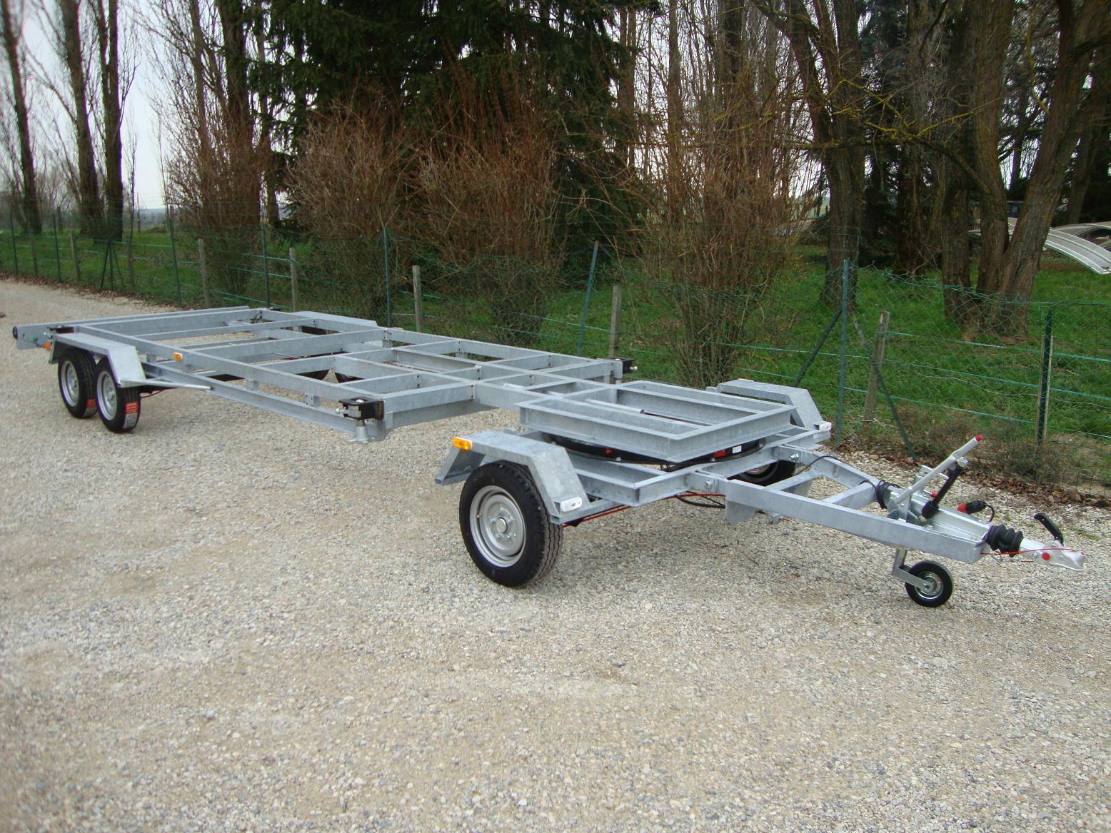 Remorque porte-conteneurs grand format