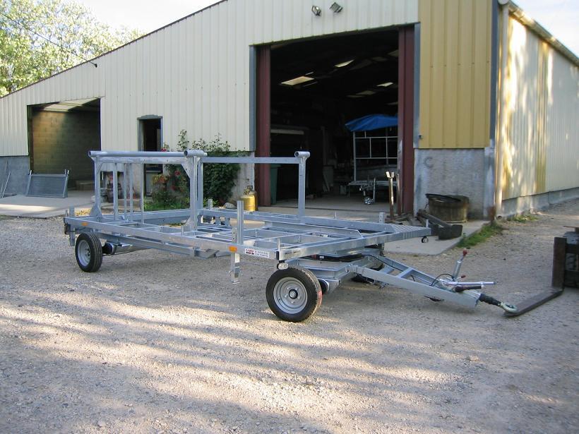 Fourgon châssis pour transport