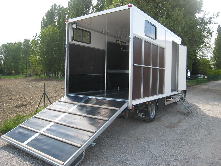 Van à chevaux