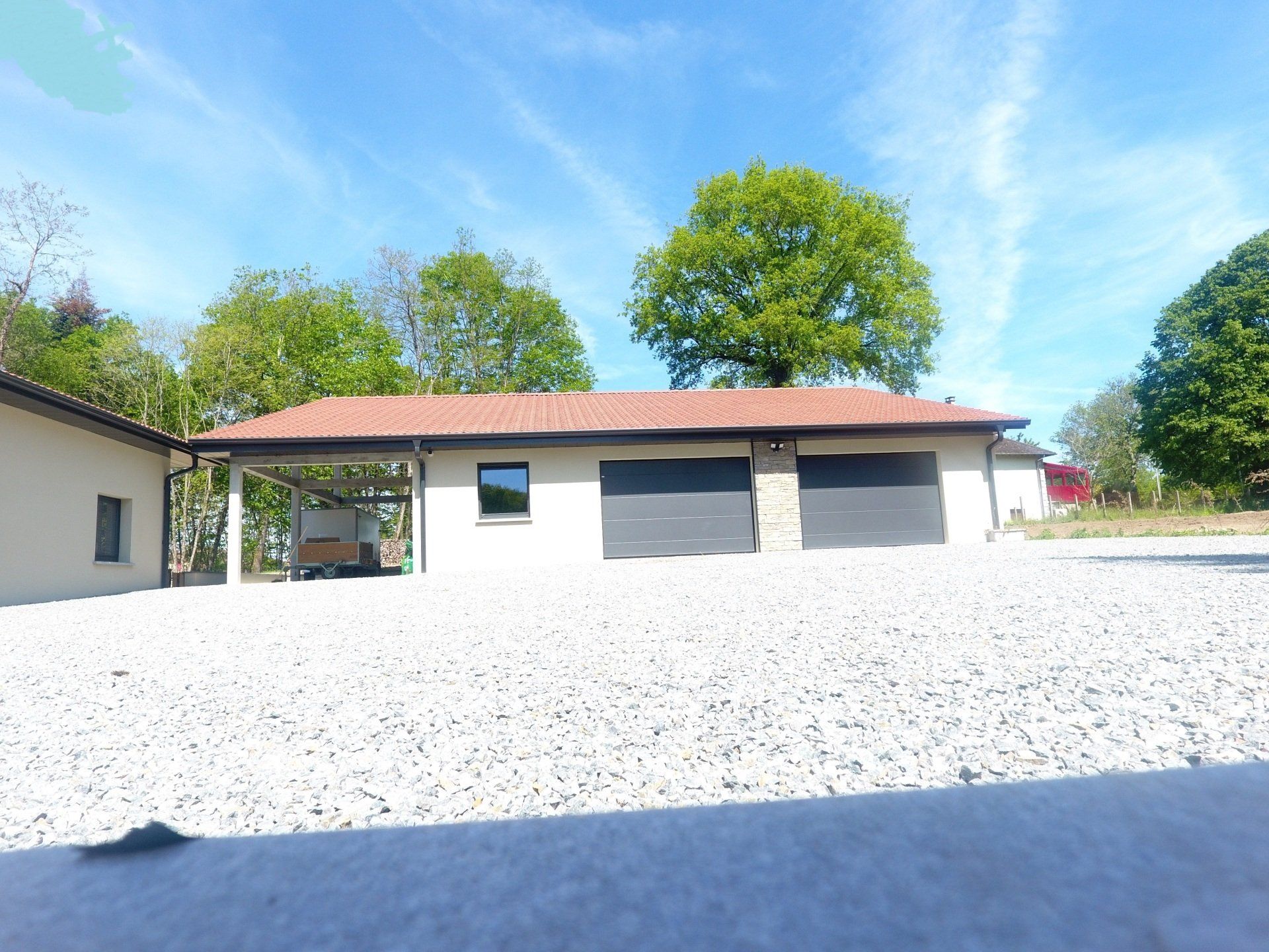 Gouttières et corniches