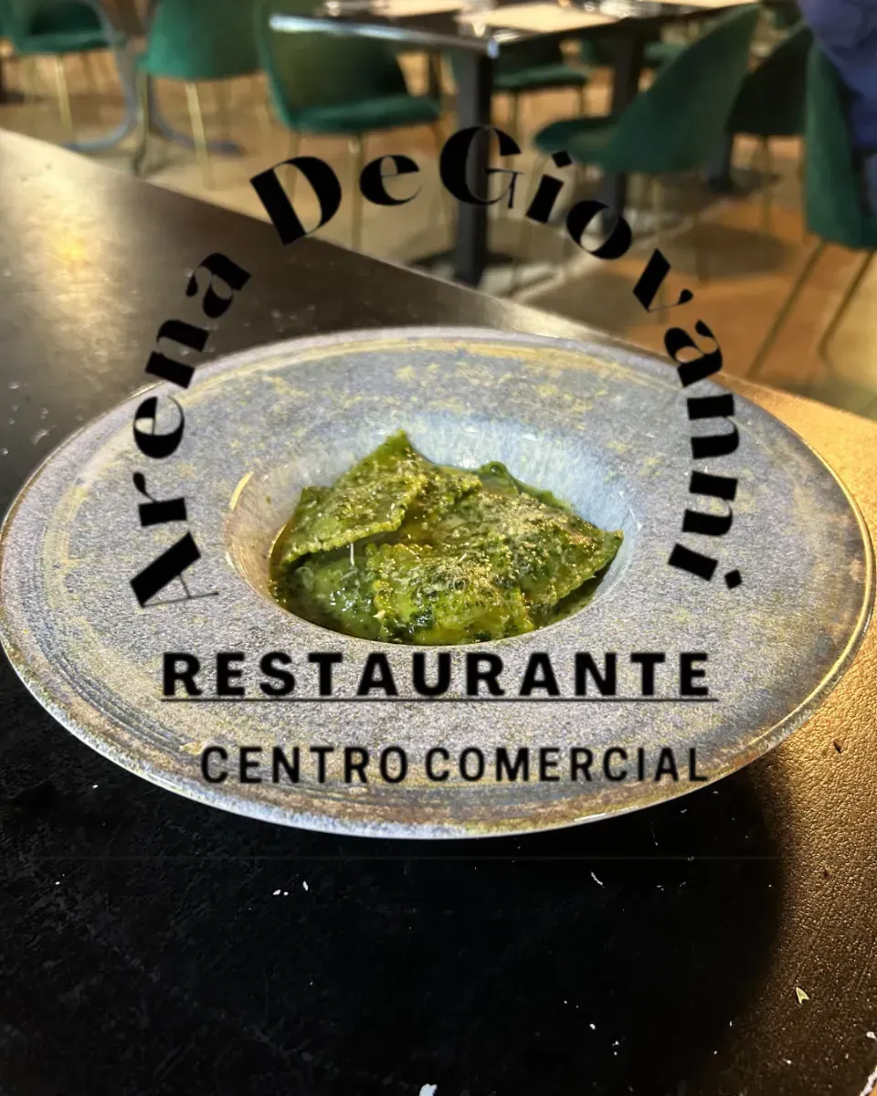 Un plato de comida del restaurante Arena de Giorgio Centro Comercial.