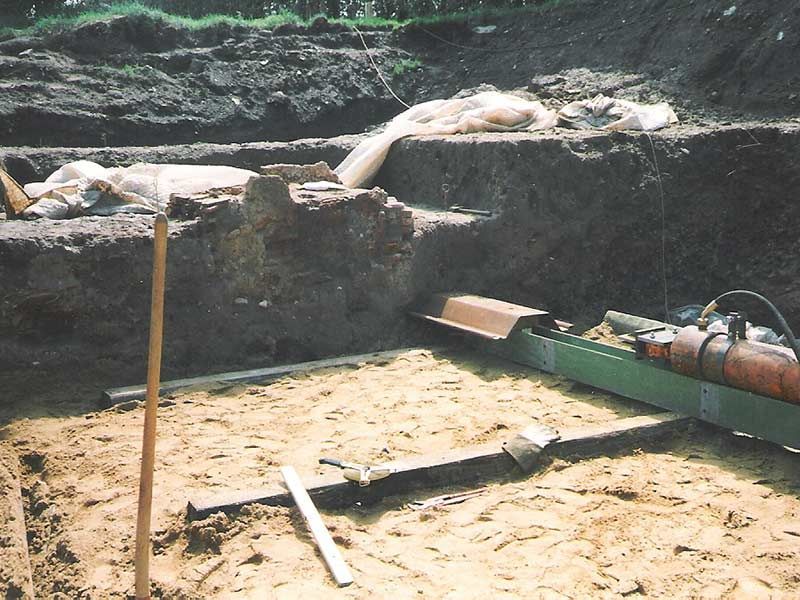 Bergung eines römischen Brennofens