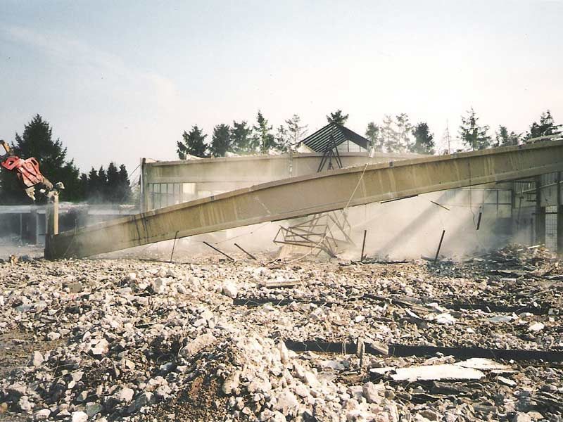 Stahlbetonabbruch