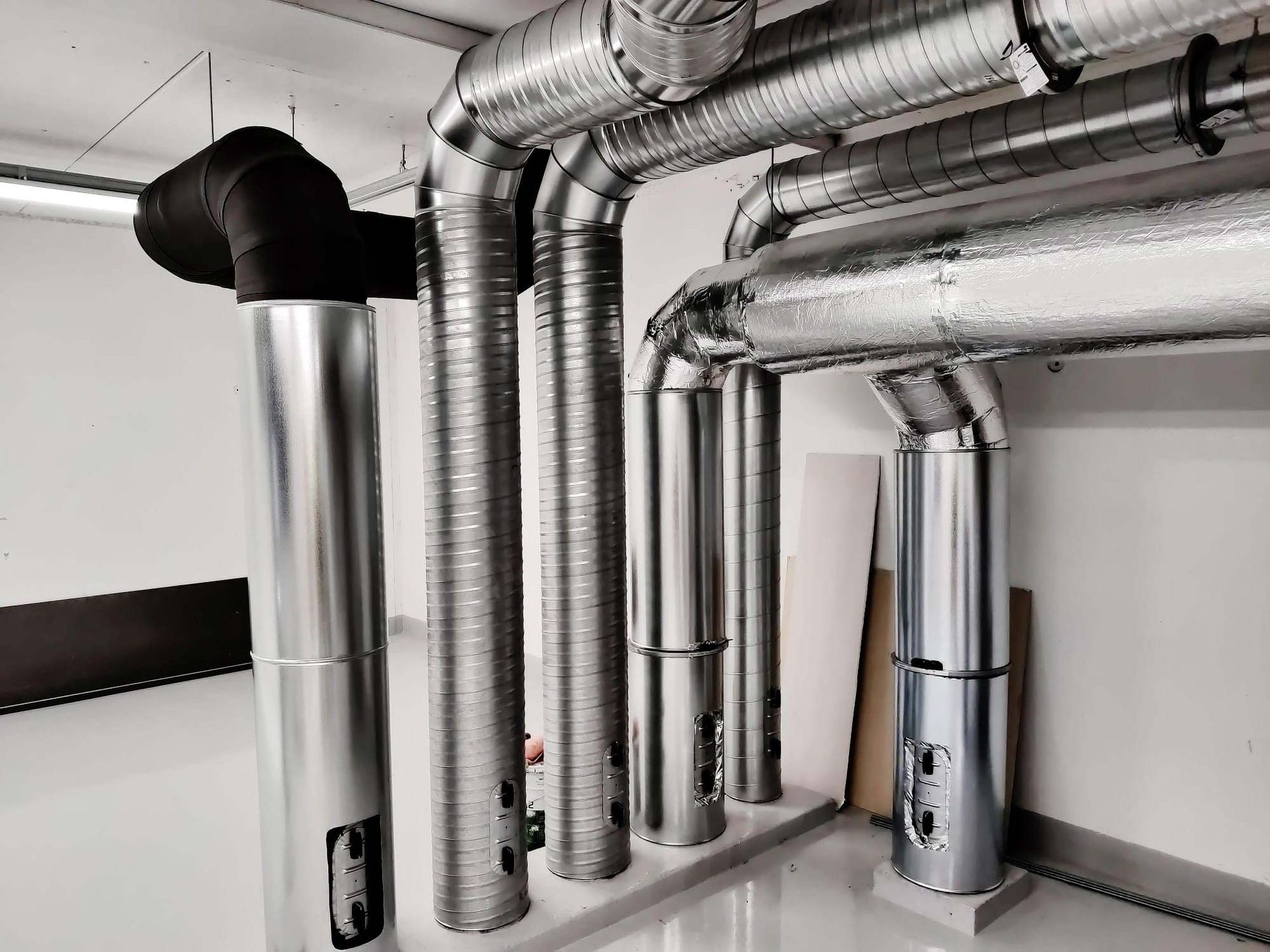 Luo Alt-tekstitunnisteet hakukoneoptimointia ja saavutettavuutta varten.