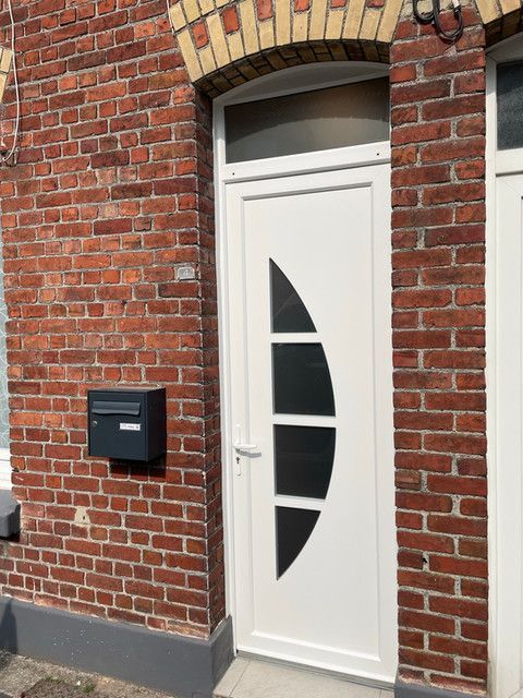 Porte d'entrée en PVC