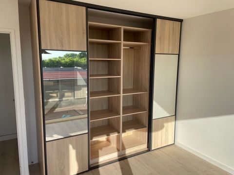 Dressing avec miroirs