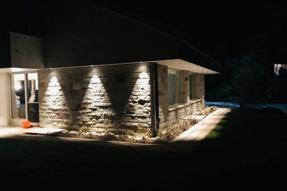 Bild Elektro - Bachmann Aussenbeleuchtung, Öffnet den Dialog