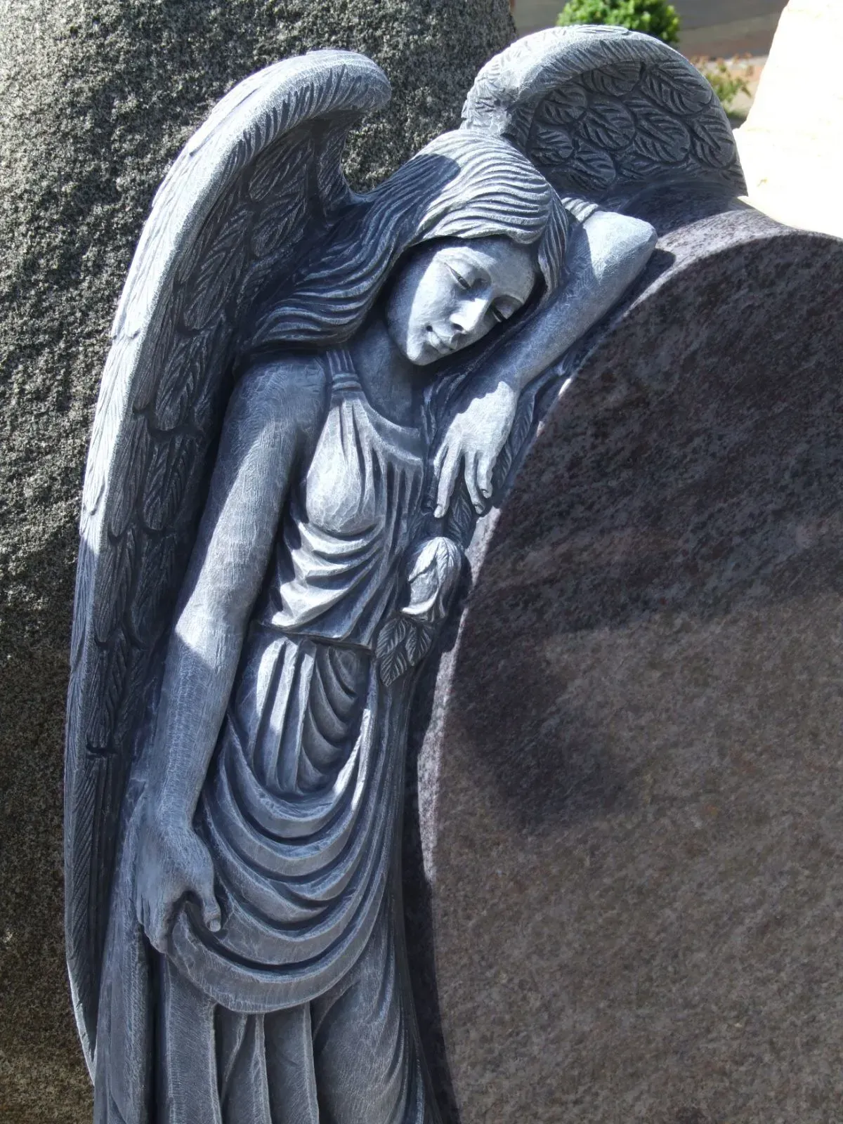 Rusin + Pfannenmüller Grabmale,  Grabstein