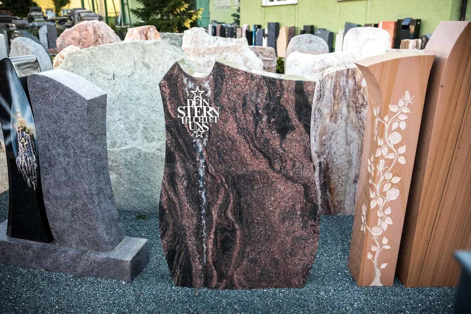 Rusin + Pfannenmüller Grabmale,  Grabstein