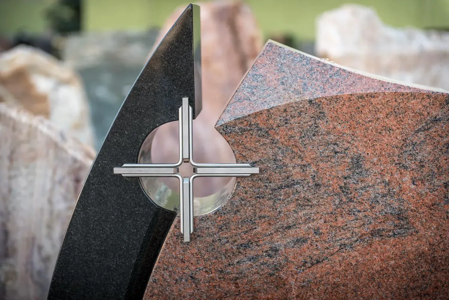 Rusin + Pfannenmüller Grabmale,  Grabstein