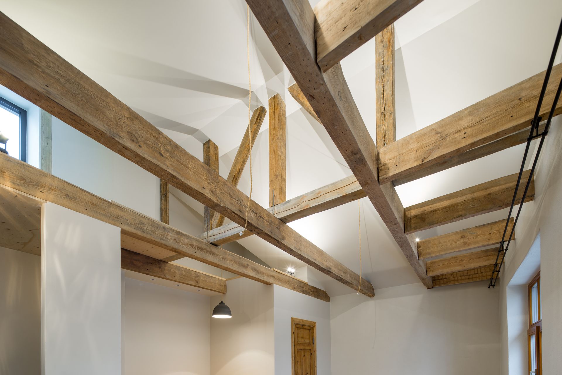 Poutres apparentes en intérieur