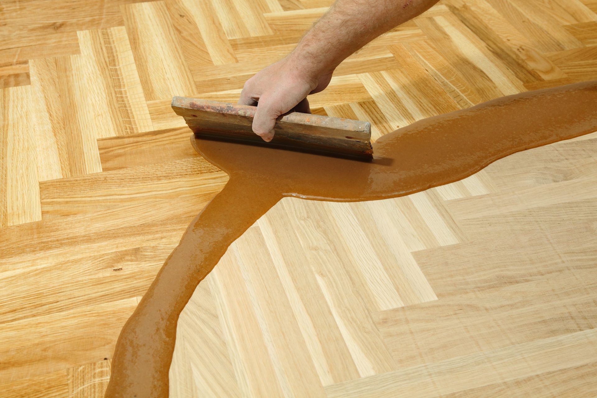 Cirage d'un parquet en chêne