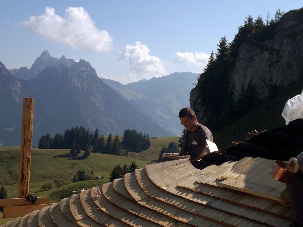 Tavillon Bois - Chateau-d'Oex - Rénovations de toitures anciennes
