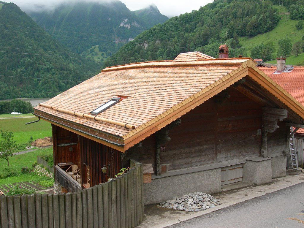 Tavillon Bois - Chateau-d'Oex - Ornements, façades, toits en bois