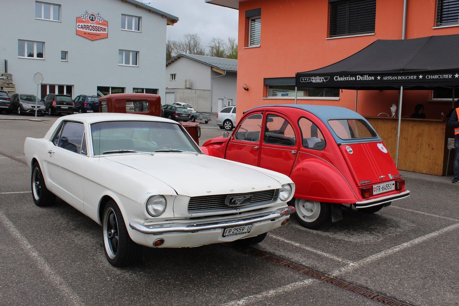 Vieilles voitures - Le Passage 66 - Vuisternens-devant-Romont