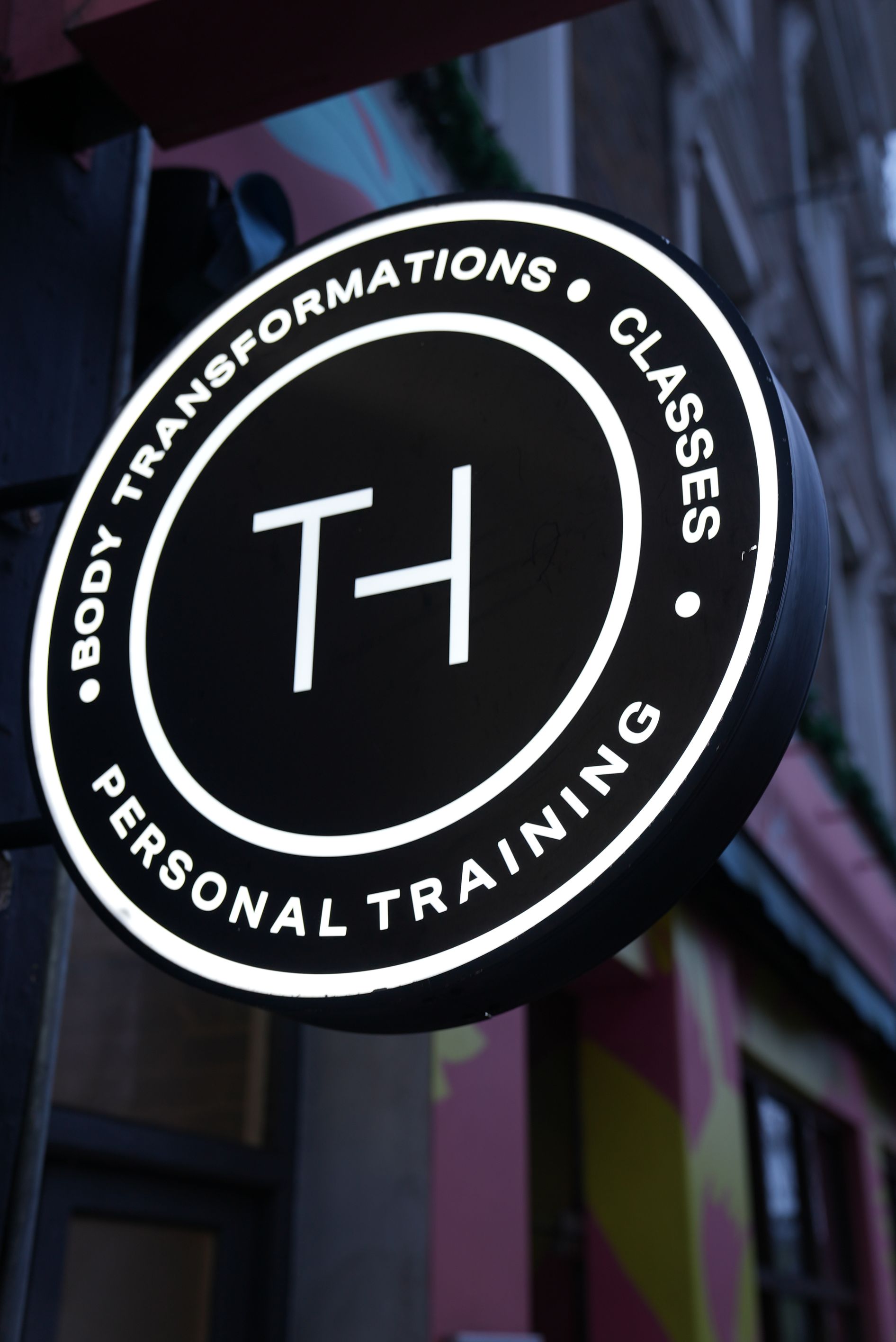 A sign for body transformations classes personal training