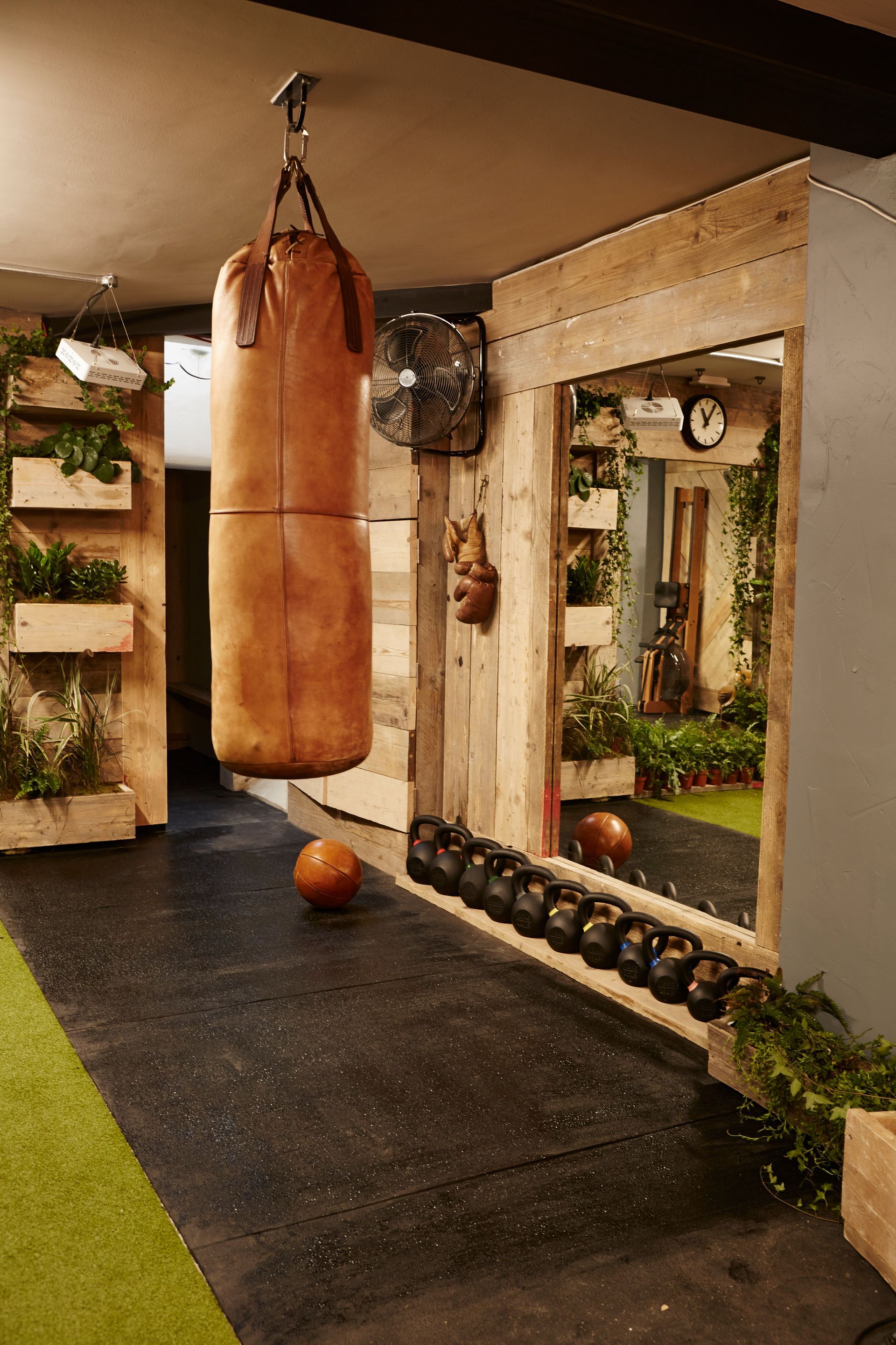 Custom gym design and setup for personal or commercial spaces