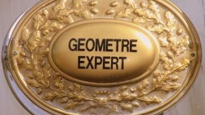Plaque de géomètre-expert