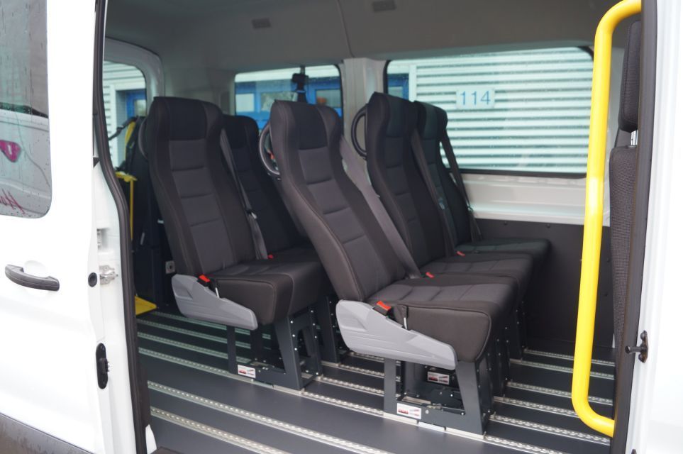 Trio Automobiltechnik GmbH Innenraum eines Transporters für Behinderte