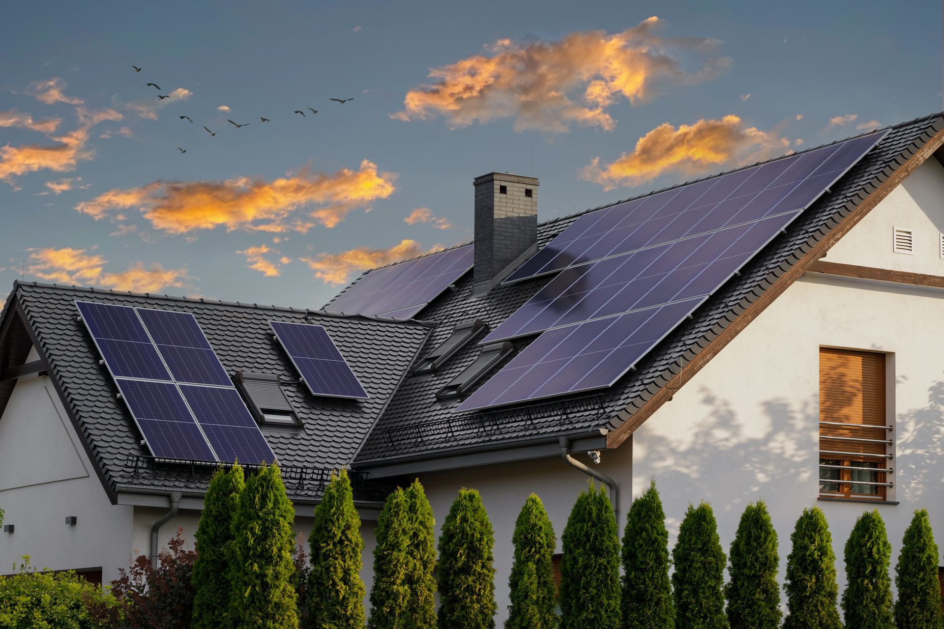 Une maison équipée de panneaux photovoltaïques
