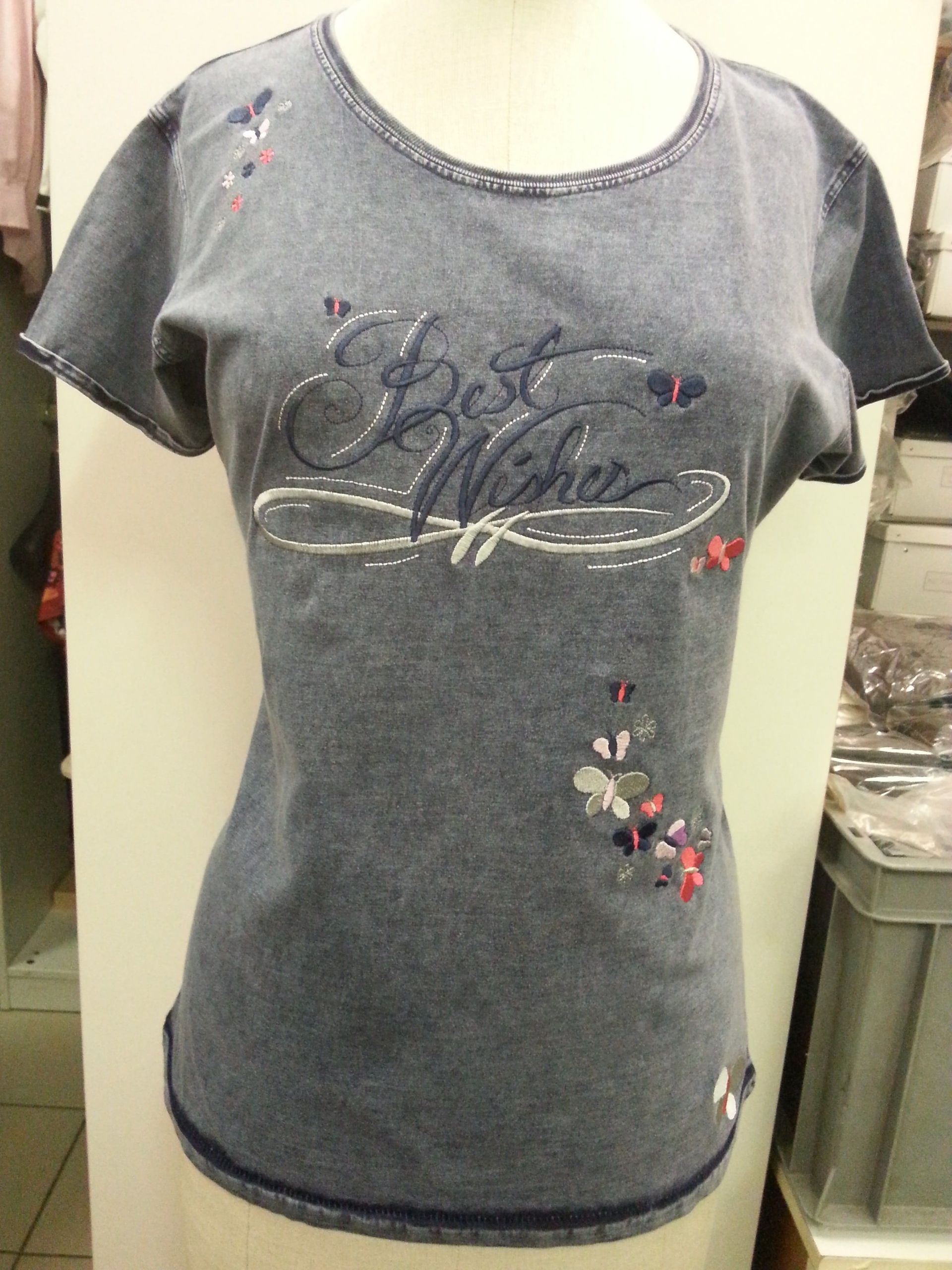 Broderie sur T-shirt à Genève - Atelier Sonia Couture	