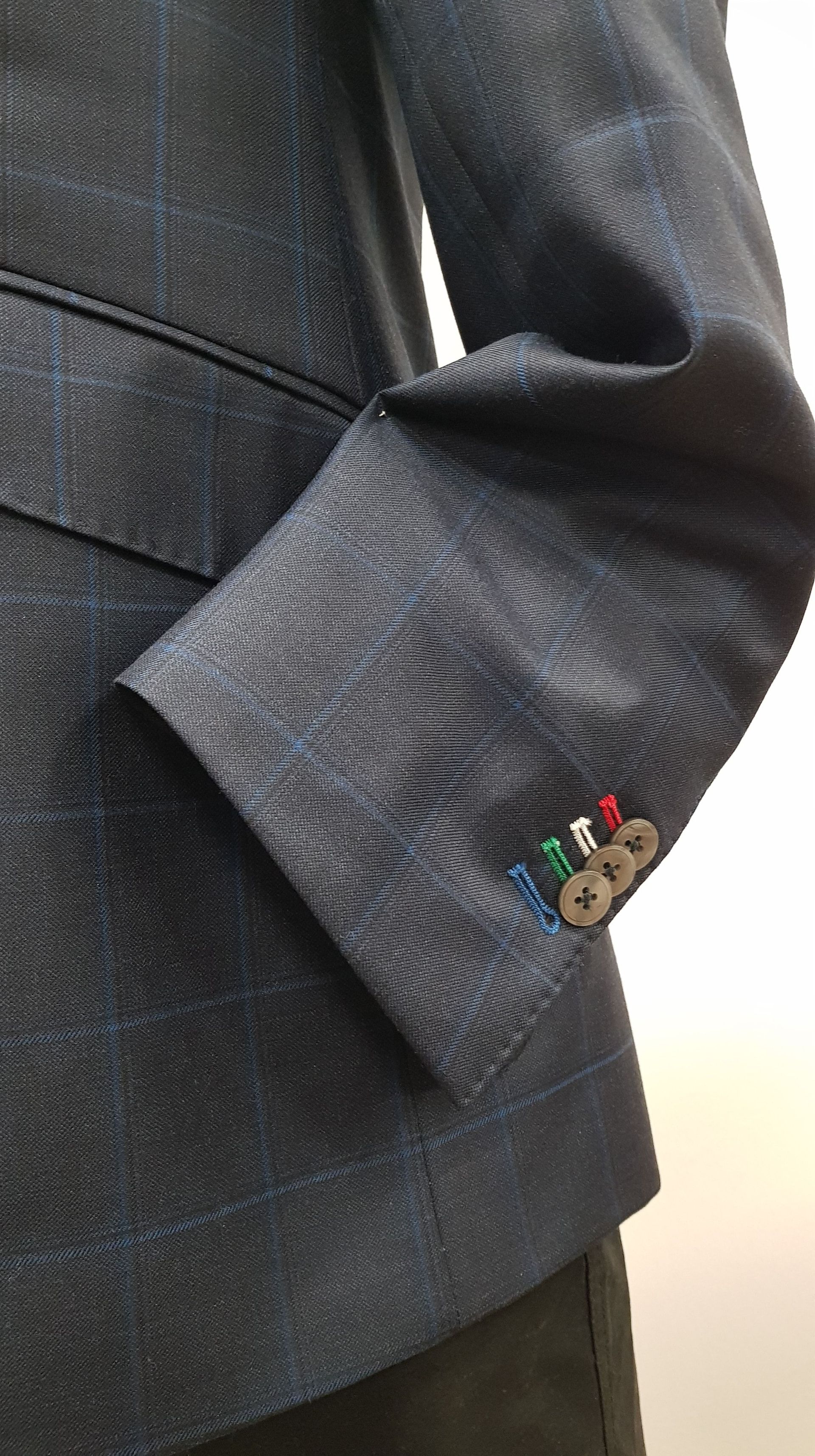 Costume détails cossus à Genève - Atelier Sonia Couture	