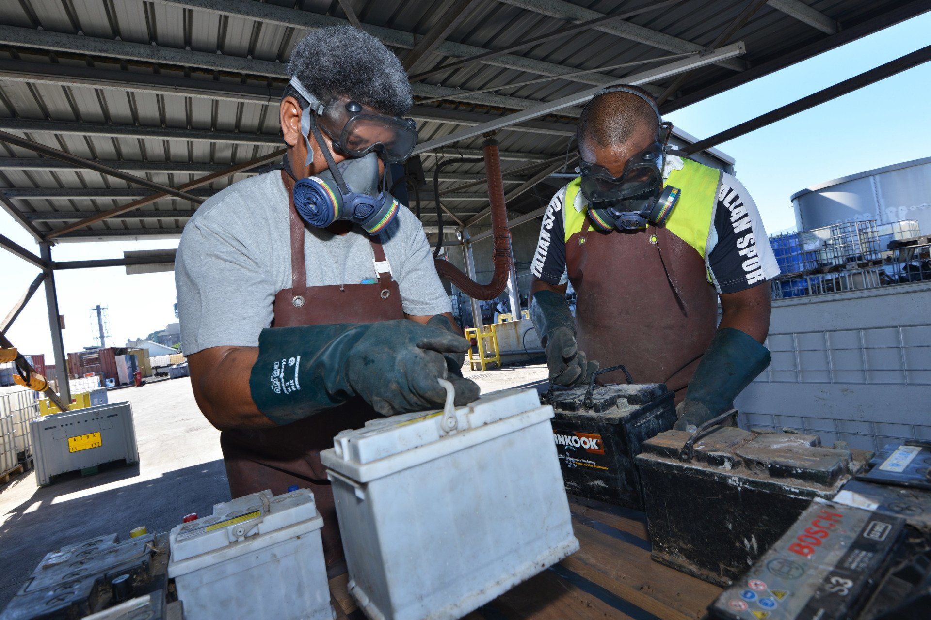 Déchets d'accumulateurs mis sur palette