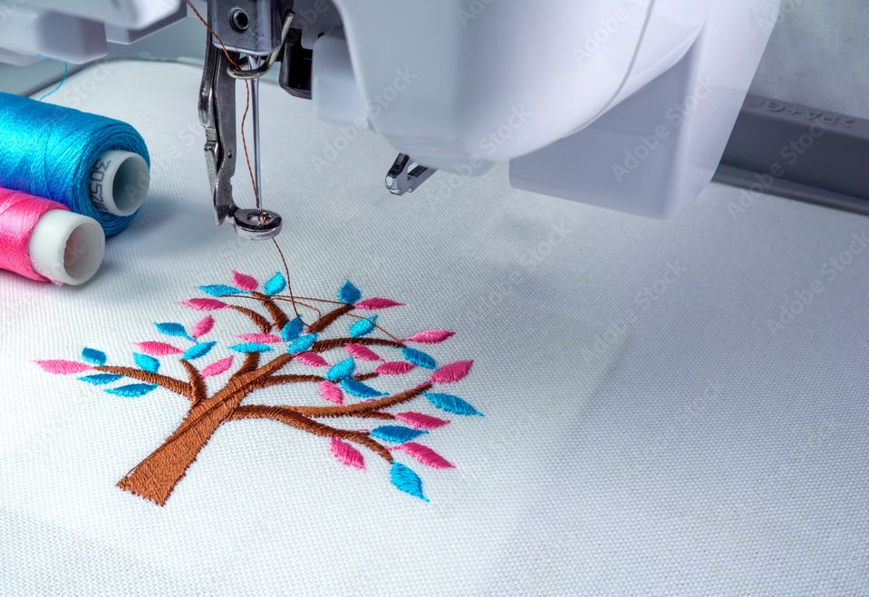 Machine à broder BERNINA 770 QE