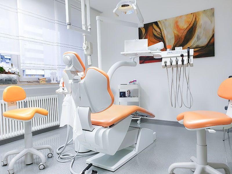 Zahnarztpraxis Wagner Nürnberg, Stein