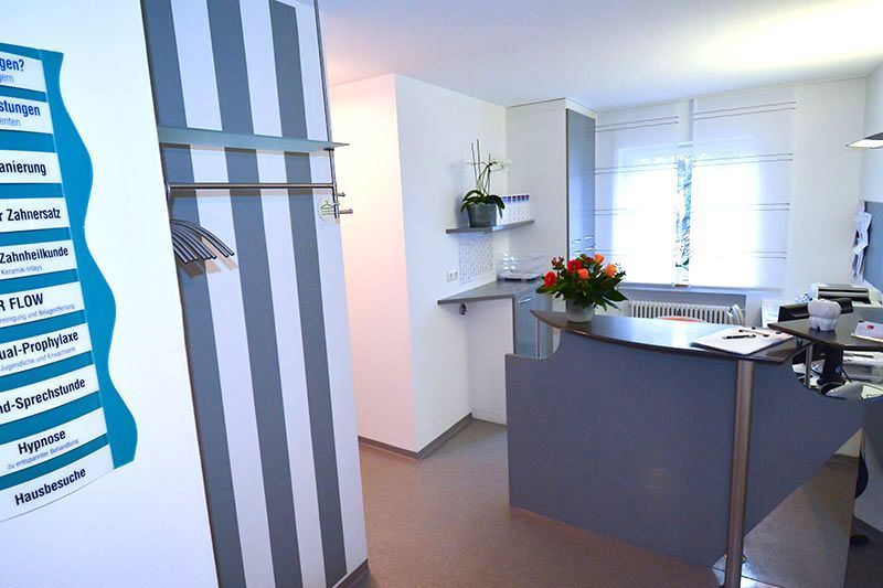 Zahnarztpraxis Wagner Nürnberg, Stein