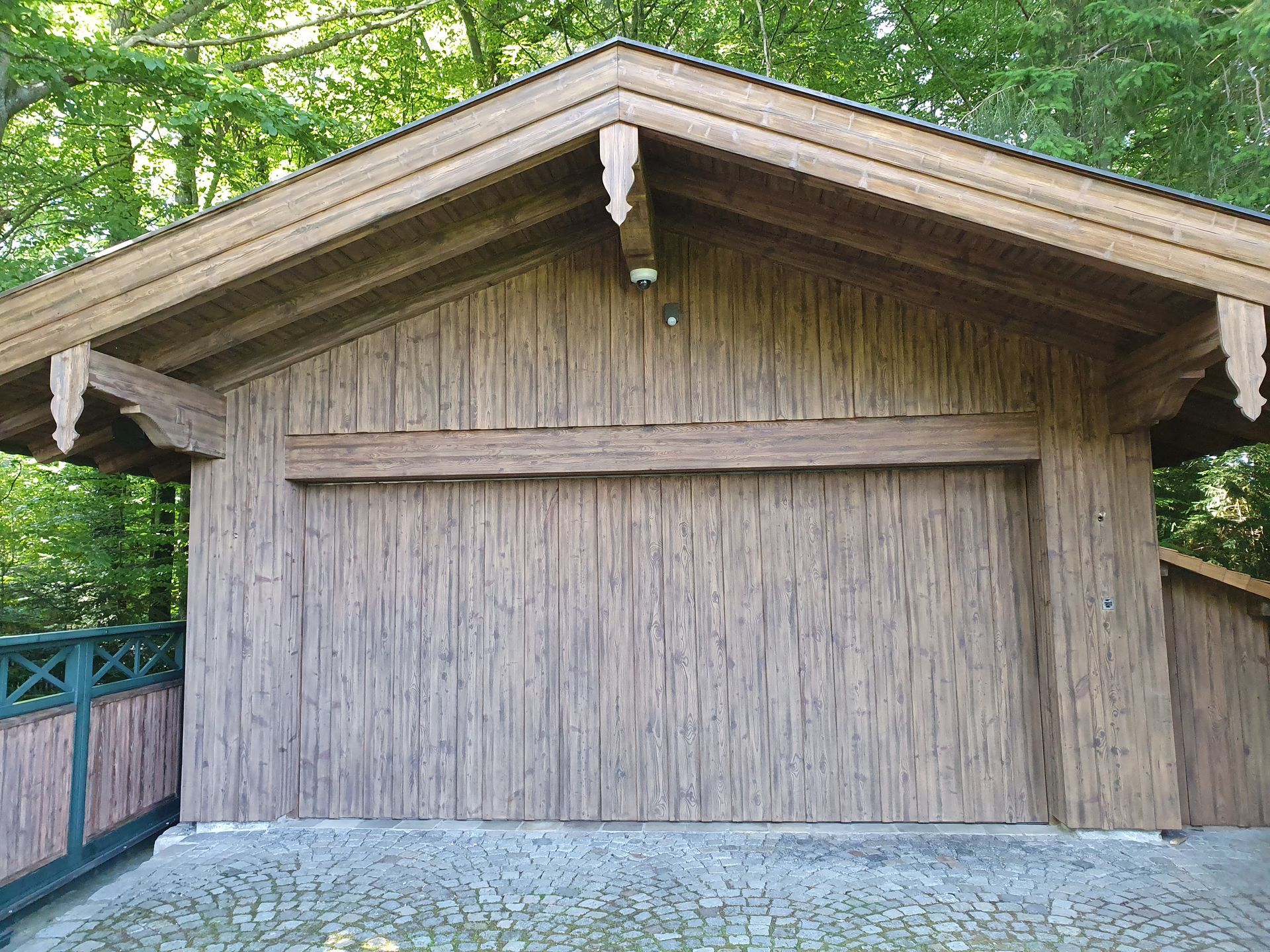 Holzschutz und Gestaltung