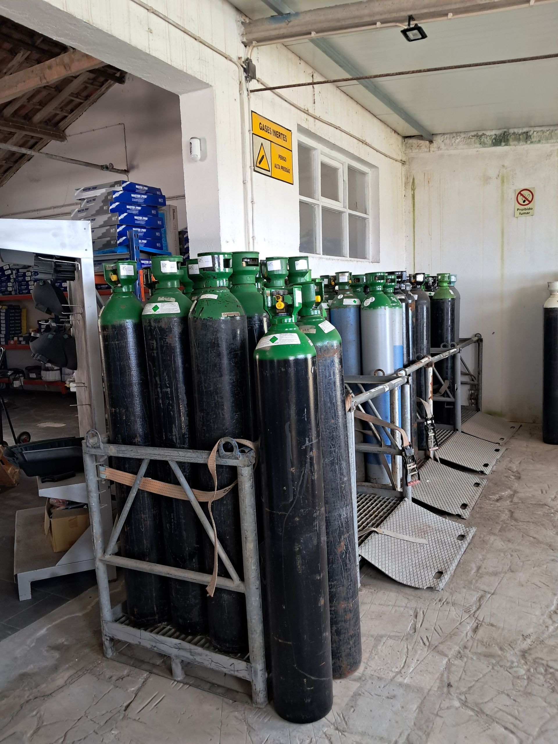 Distribuição de gás industrial