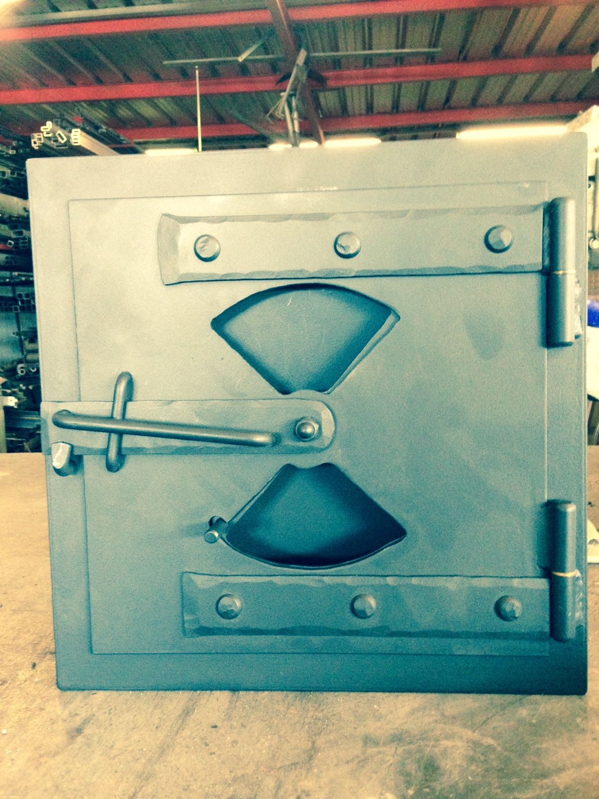 Tony Vaudan SA - Travaux métal - Serrurerie - Manutention