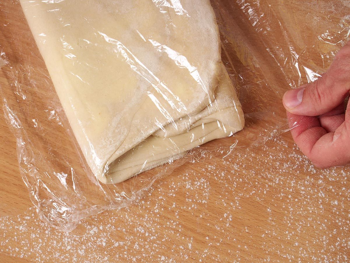 Film alimentaire recouvrant un aliment