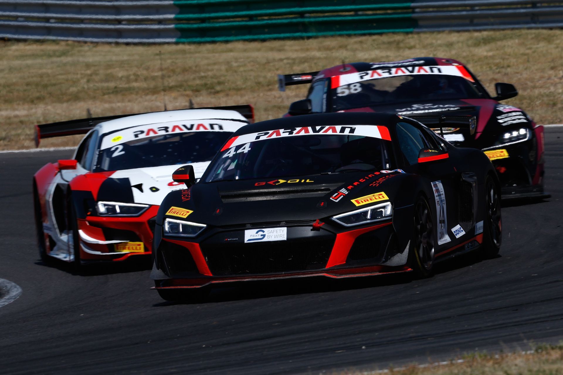 Autos beim Motorrennen