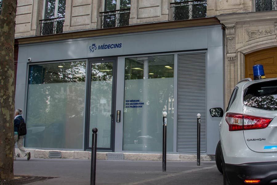 Entrée d'un centre d'SOS Médecins