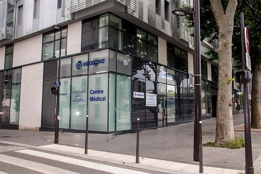 Devanture du centre médical d'SOS Médecins