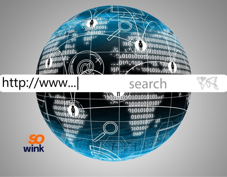 Un globe numérique présentant des modèles de données et des icônes, avec une barre de recherche superposée au centre.