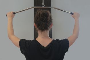 Fitnessgerät zur Stärkung des Rückens