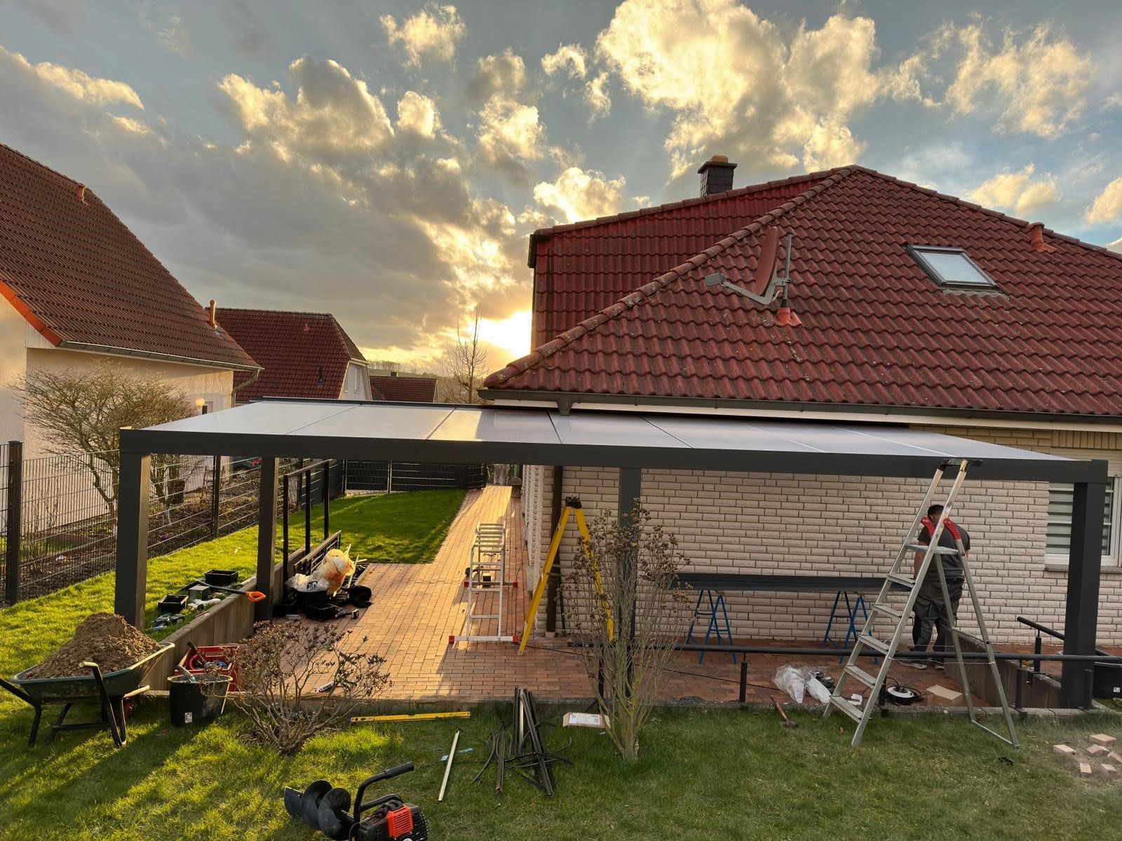 Kong's Home - Elementemontagen