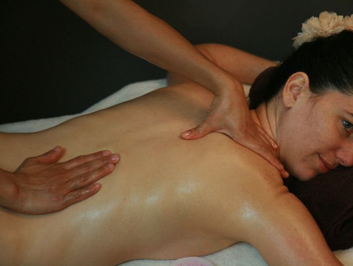 Massage aux huiles essentielles - Reanjittiya à Morrens
