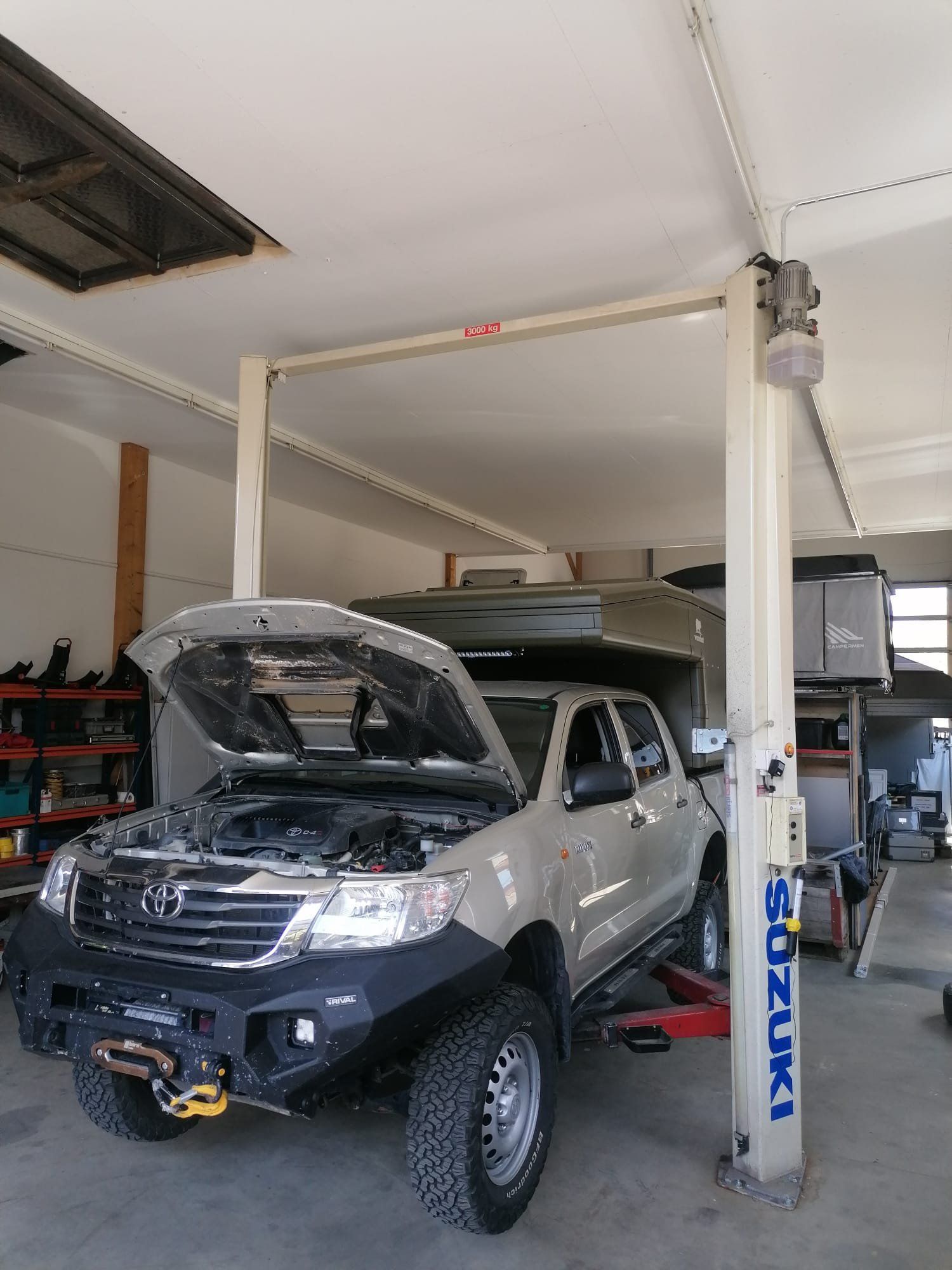 Pick-up mit Kabine, Das Offroad Campen Team