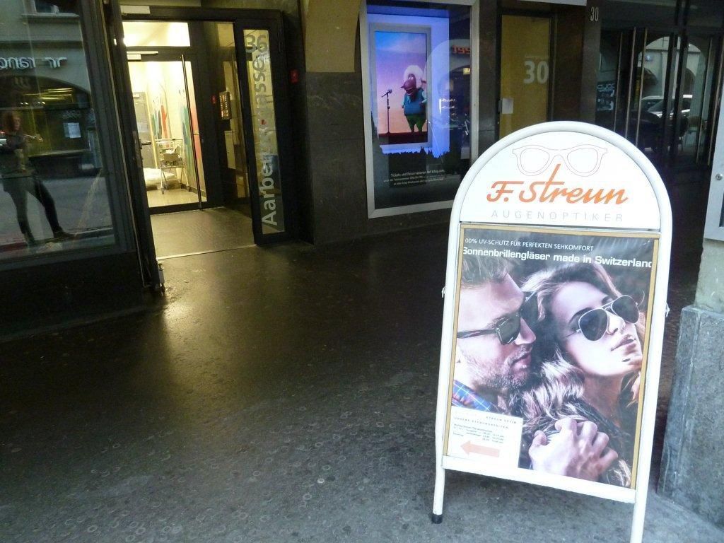 Eingang Aarbergergasse 36 - Streun Optik