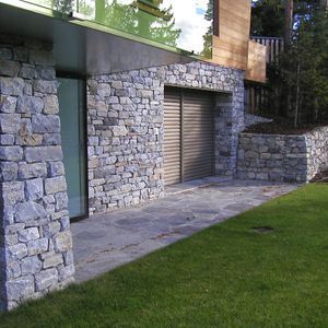 accueil-nos-references-beton-apparent-teinte-bernard-gasser-batiment-genie-civil-valais-suisse-romande