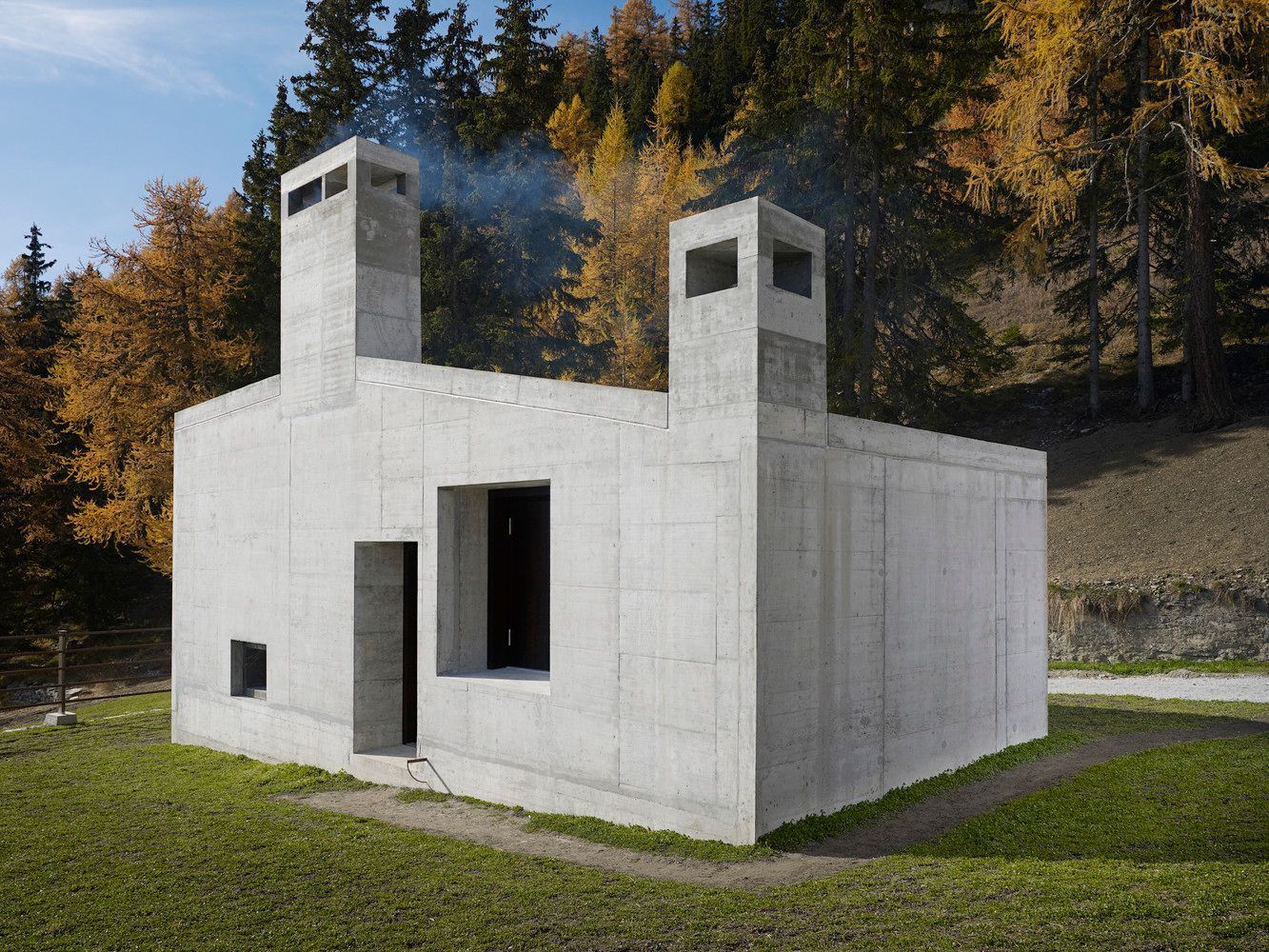 nos-references-beton-apparent-brut-hameaude-colombire-arnouva-bernard-gasser-sa