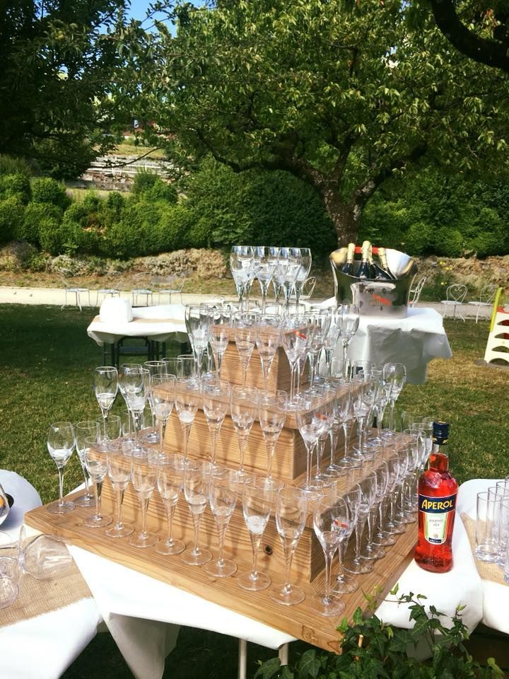 Pyramide de flûte de champagne