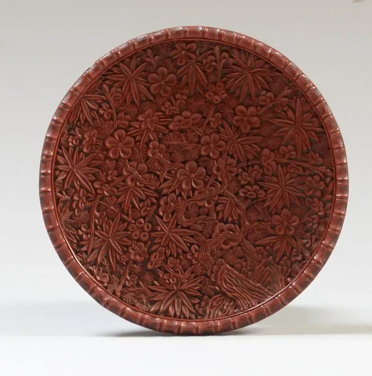 Chine coupe en laque rouge cinabre. XIXe.