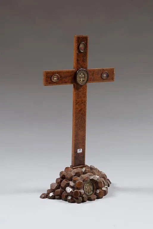 Croix-reliquaire. XIXe siècle